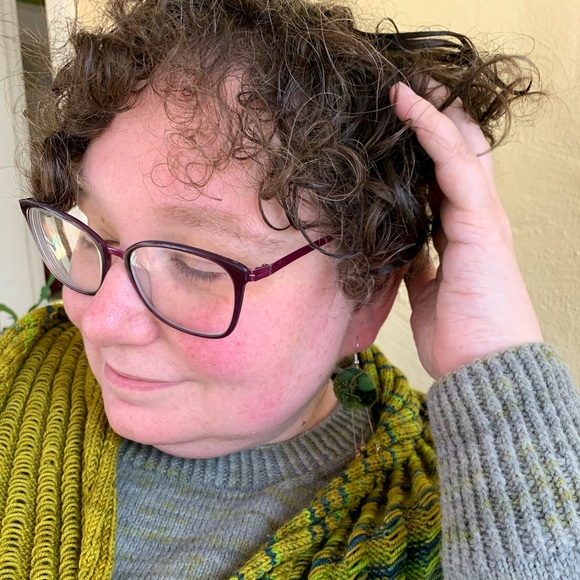 Meet your Posher, Elizabeth - Picture 1 of 1